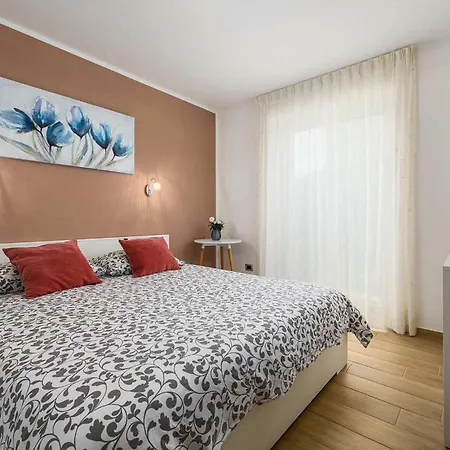Holiday home Celtis Groznjan